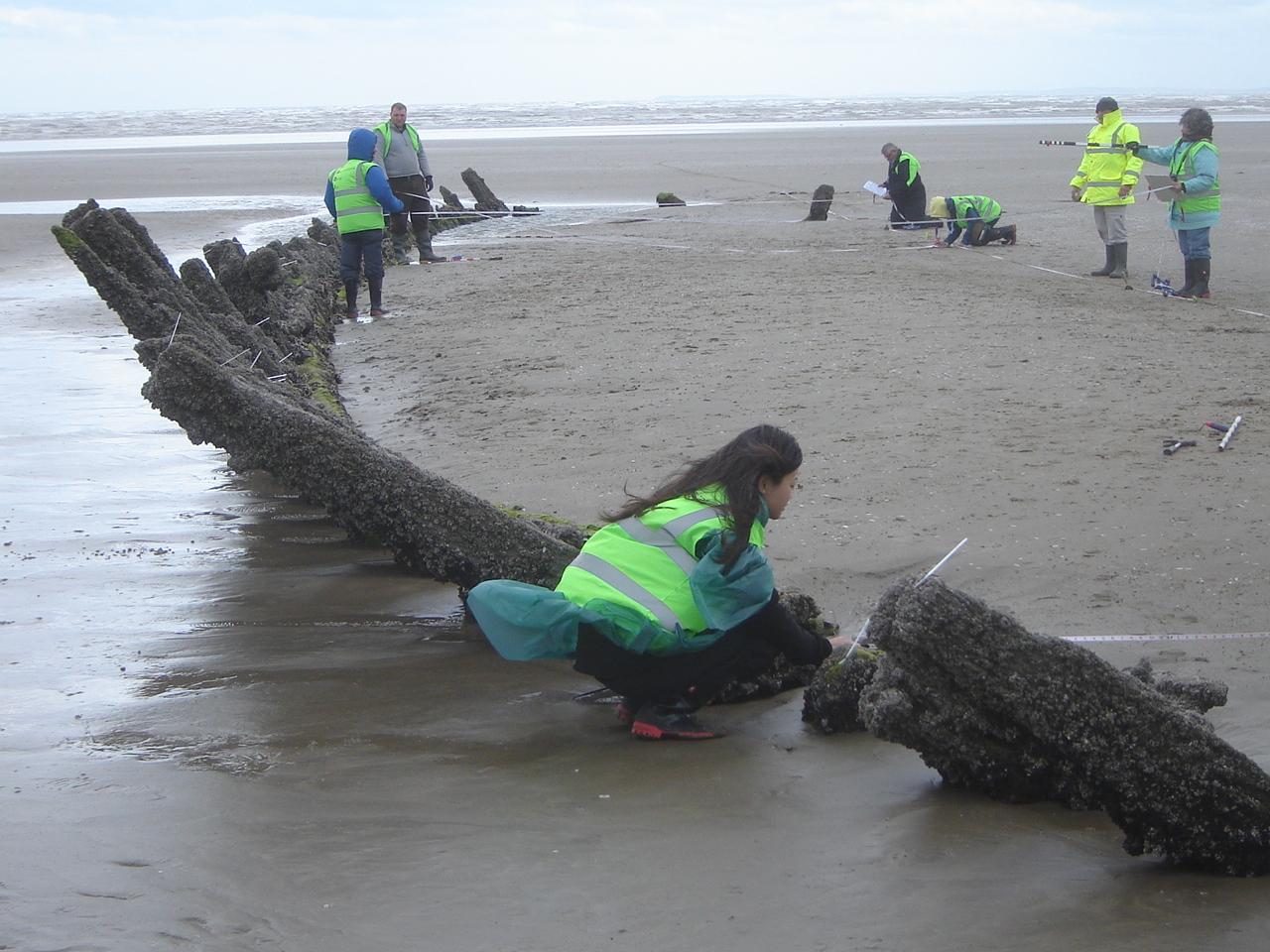 Remains of an unknown wreck on Cefn Sidan Sands,